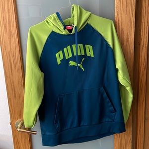 XL puma hoodie